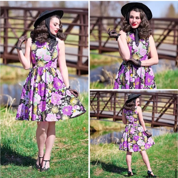 Retrolicious Purple Metallic Floral Dress - Picture 2 of 12